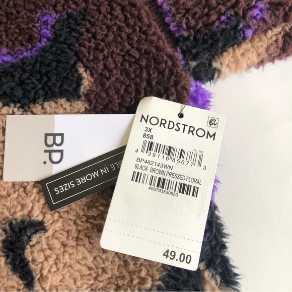 BP Women’s Black Brown Pressed Floral Teddy Bear Cropped Sweatshirt Plus Size 3X - Picture 8 of 9